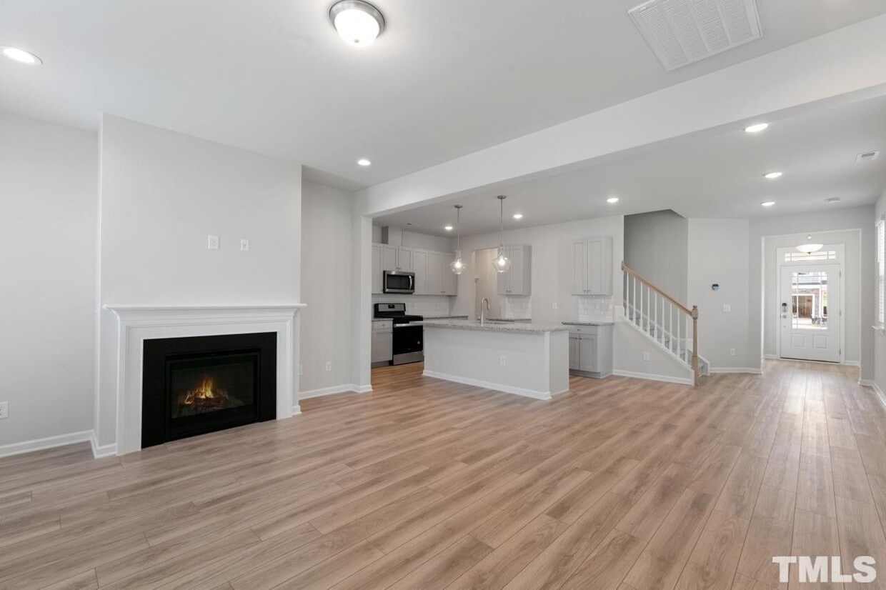 Primary Photo - 763 Creekway Dr