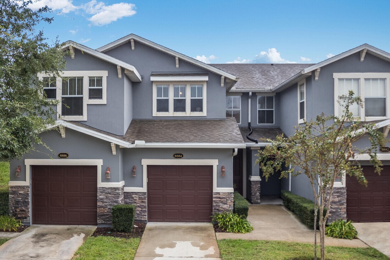 8884 Grassy Bluff Dr, Jacksonville, FL 32216 House Rental in