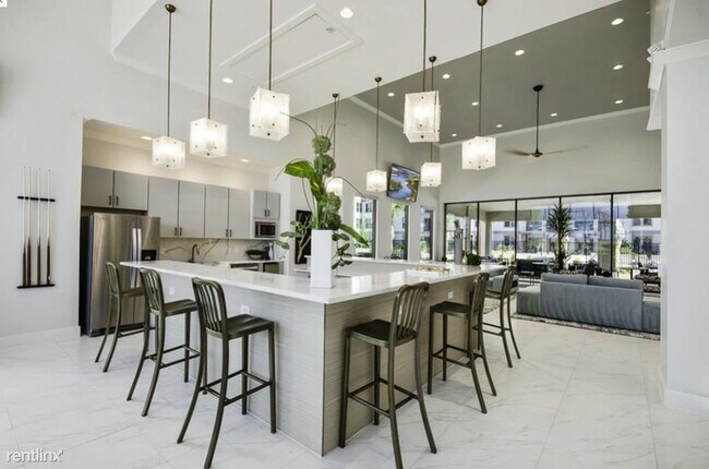 Foto del edificio - 1 br, 1 bath Condo - 1890 Mercer Pkwy E Fl...