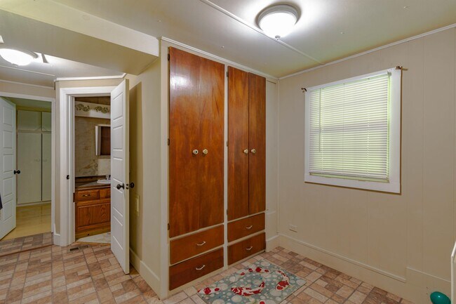 Foto del edificio - 1531 Keith Rd