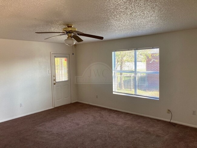 Building Photo - 4603 Stallion Dr
