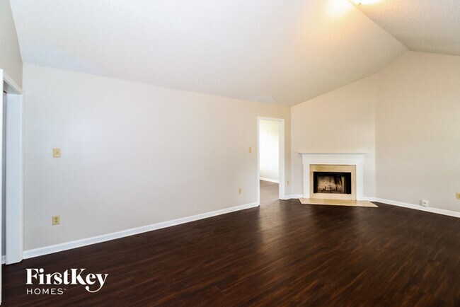 Building Photo - 1209 Breezy Gate Dr