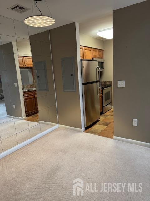 Foto del edificio - 1608 Ravens Crest Dr