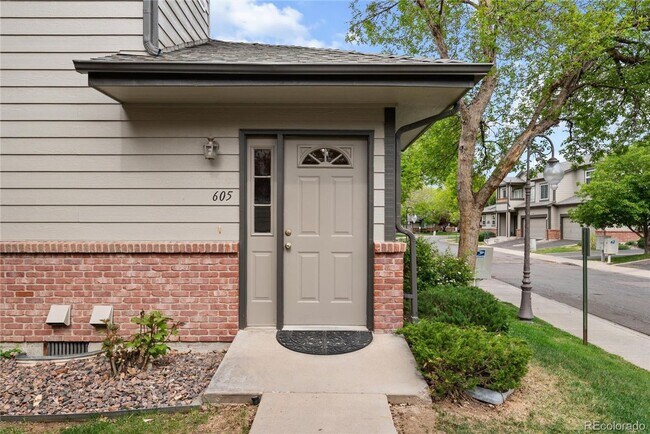 Foto del edificio - Spacious 2-Bedroom Home with Loft in Northglenn!!