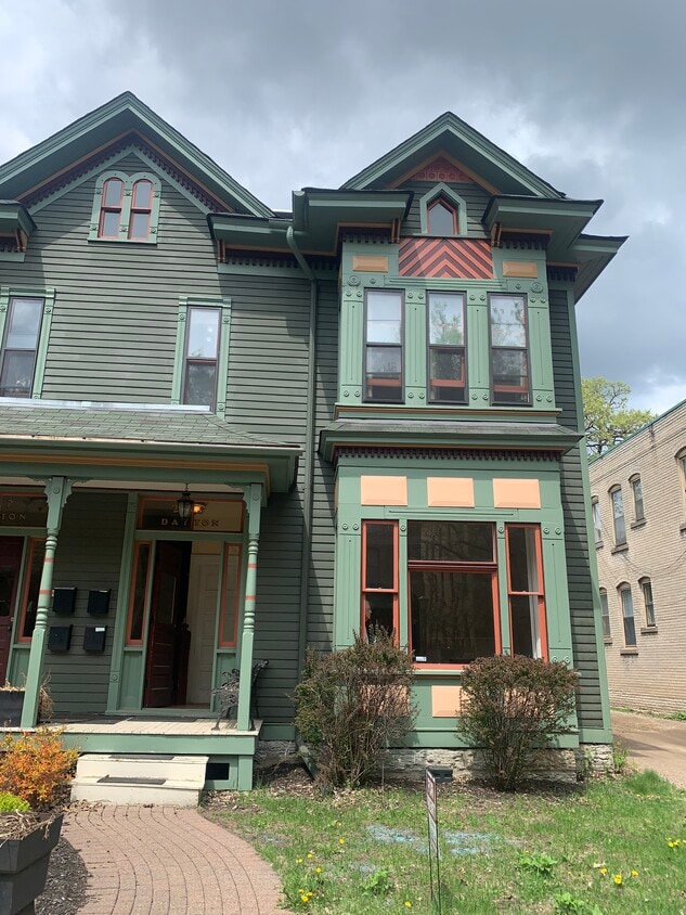 295 Dayton Ave Unit Lower, Saint Paul, MN 55102 Apartments in Saint