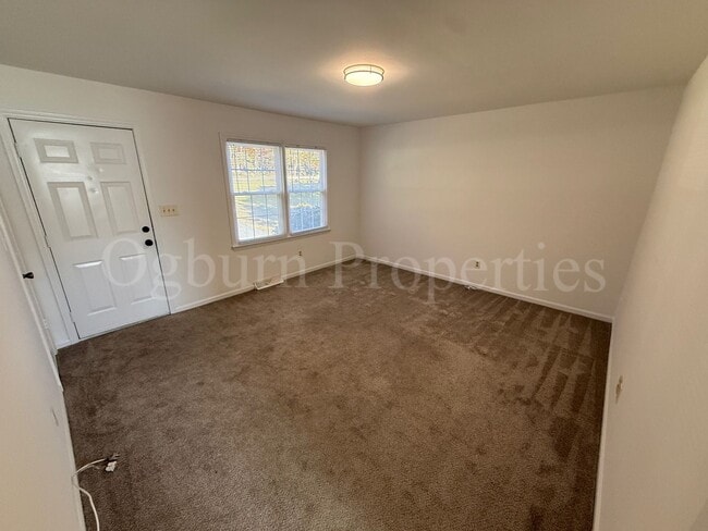 Building Photo - 1688 Guilford Dr