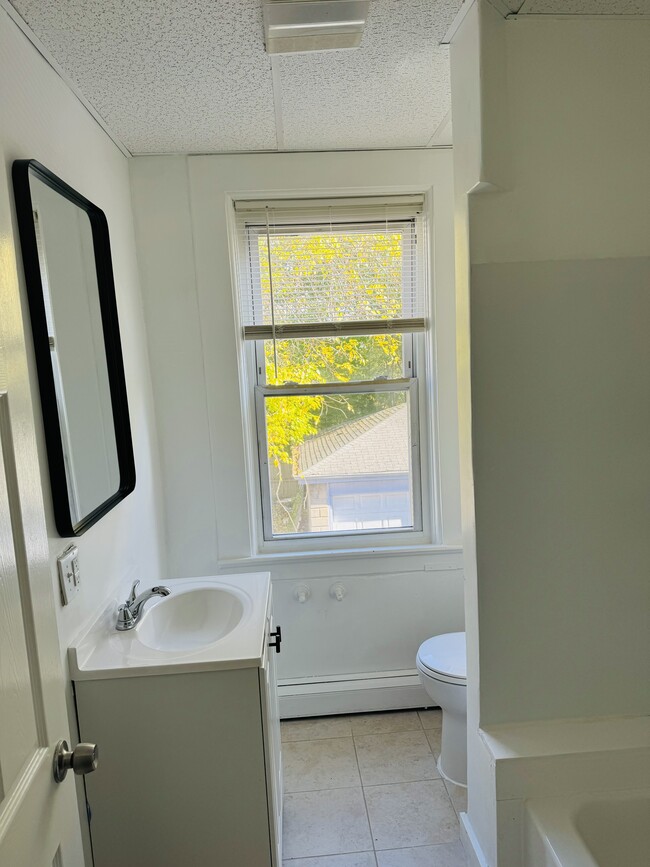 Bathroom - 105 Bowdoin St