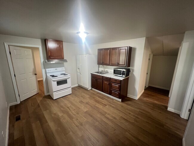 Foto del edificio - 828 W Scott Ave