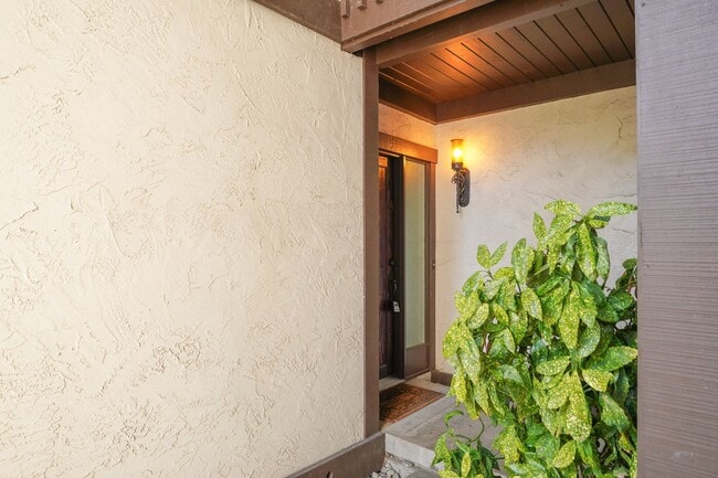 Photo - Beautiful Condo Available in Villa Moraga ...