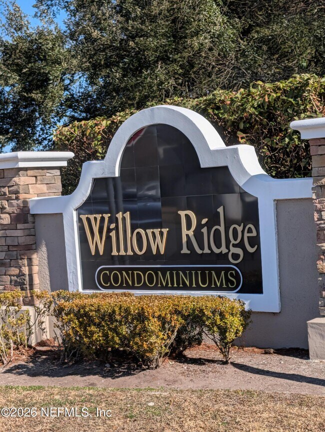 Foto del edificio - 3711 Kirkpatrick Cir