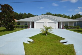 Building Photo - 42 Farmsworth Dr