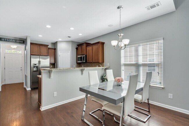 Building Photo - 232 Rivers Edge Cir