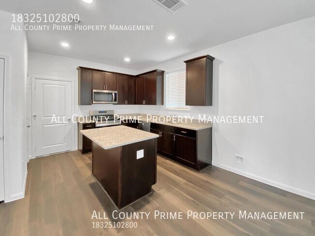 Foto del edificio - 11602 Braemar Village Dr