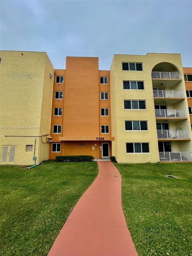 Foto del edificio - 7000 NW 186th St