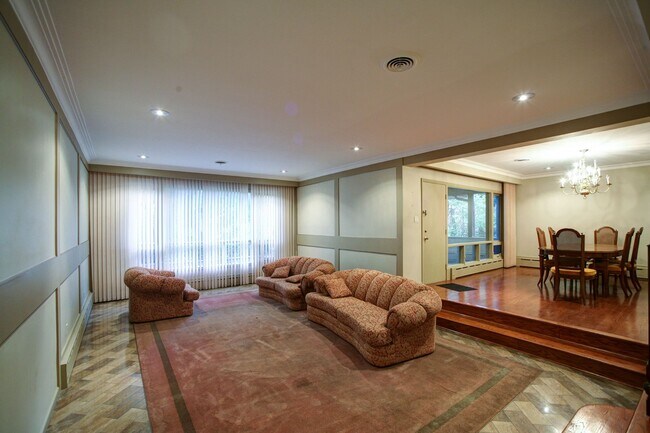 Photo du bâtiment - 16 Carousel Ct