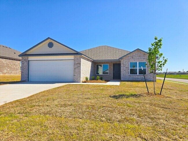 Foto del edificio - New Construction Home in Grove School District- 3 Bedroom 2 Bath