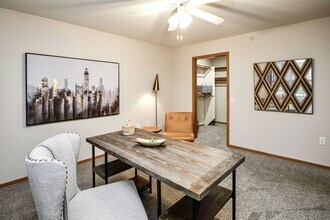 Building Photo - Tranquility Pointe