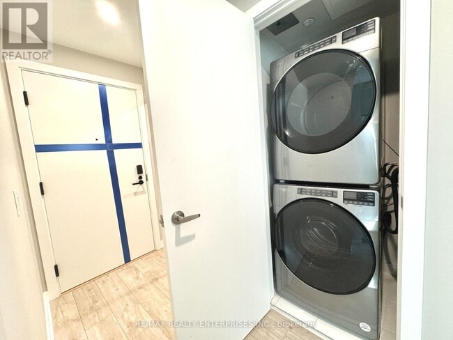 Building Photo - 770 Whitlock Ave