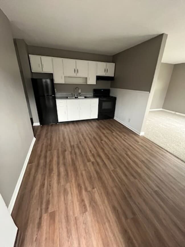 3236-3238 Mooresville Rd. - 3236-3238 Mooresville Rd. Apartment