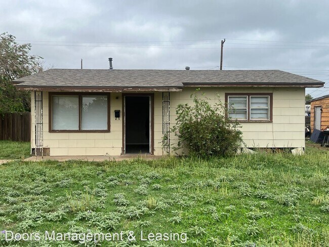 Foto del edificio - 2 br, 1 bath House - 2411 E. 30th Street