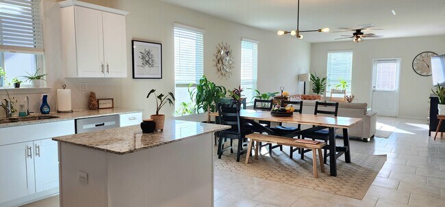 Foto del edificio - 7619 Granger Cv