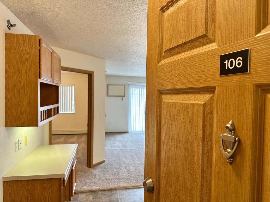 Foto principal - Walk Out Patio - 2 Bedroom 2 Bath