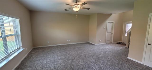 Foto del edificio - 272 Moonstone Way