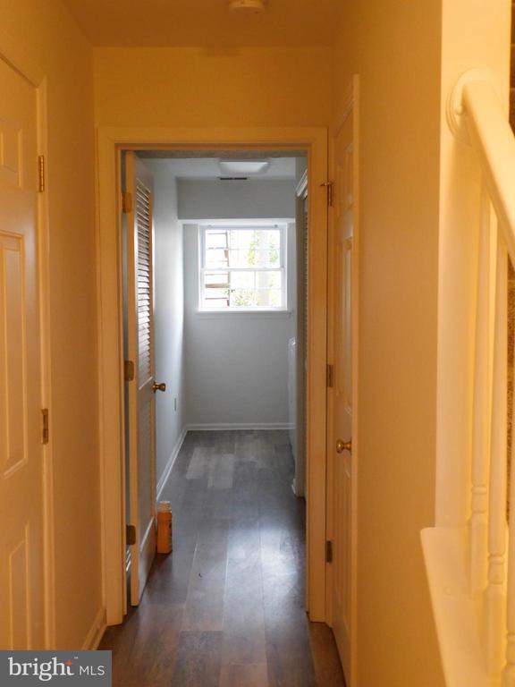 Building Photo - 102 Zephyr Ln