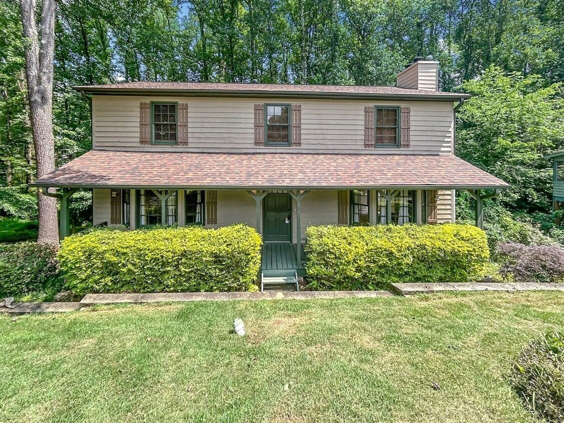 Photo - 2491 Annandale Dr