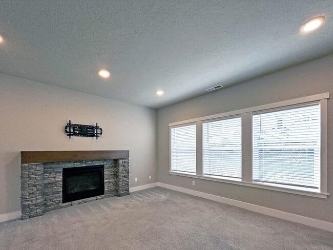 Foto del edificio - 3740 Rockcress Rd