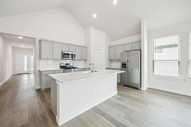 Foto del edificio - 646 Briar Dr