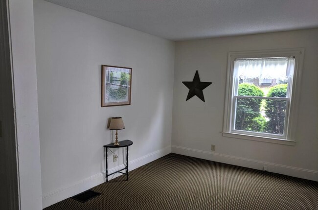 Foto del edificio - 134 Charter Oak St