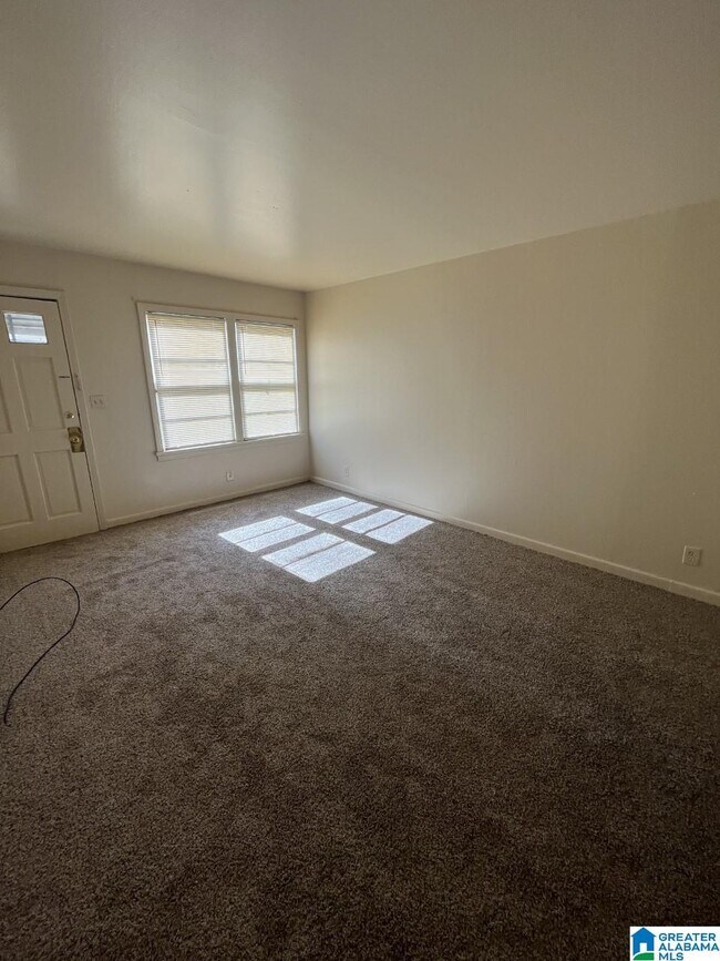 Building Photo - 7720 2nd Ct N