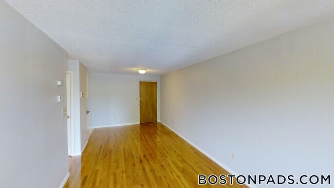 Foto del edificio - 14 Murdock St