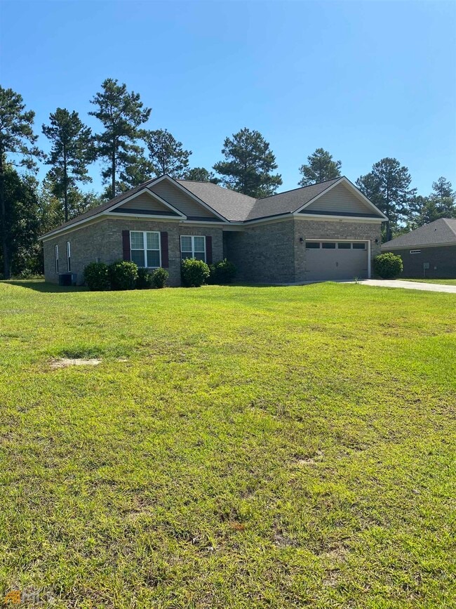 209 Dewpoint Dr, Statesboro, GA 30458 House Rental in Statesboro, GA