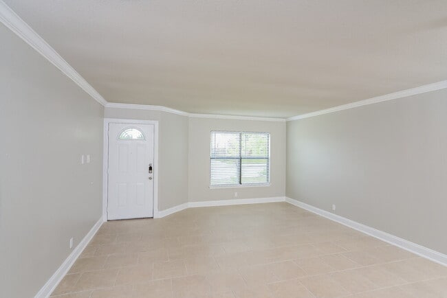 Foto del edificio - 9330 Arden Bend