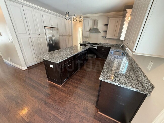 Building Photo - 16135 Henry Ruff Rd