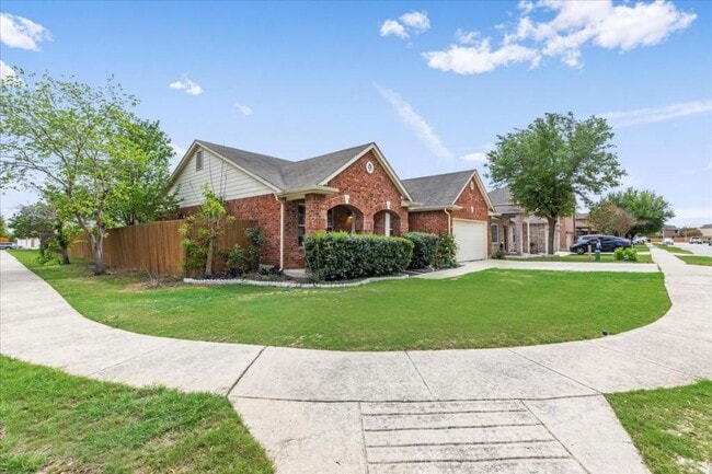 Foto del edificio - 232 Springtree Trail