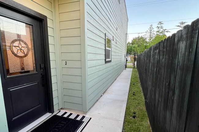 Building Photo - 4509 Teton St