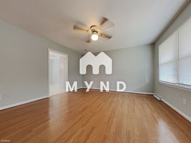 Building Photo - 3 br, 1.5 bath House - 221 Tanglewood Dr