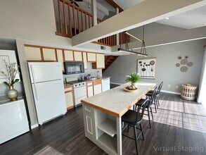 Building Photo - 18 Fall Creek Trail