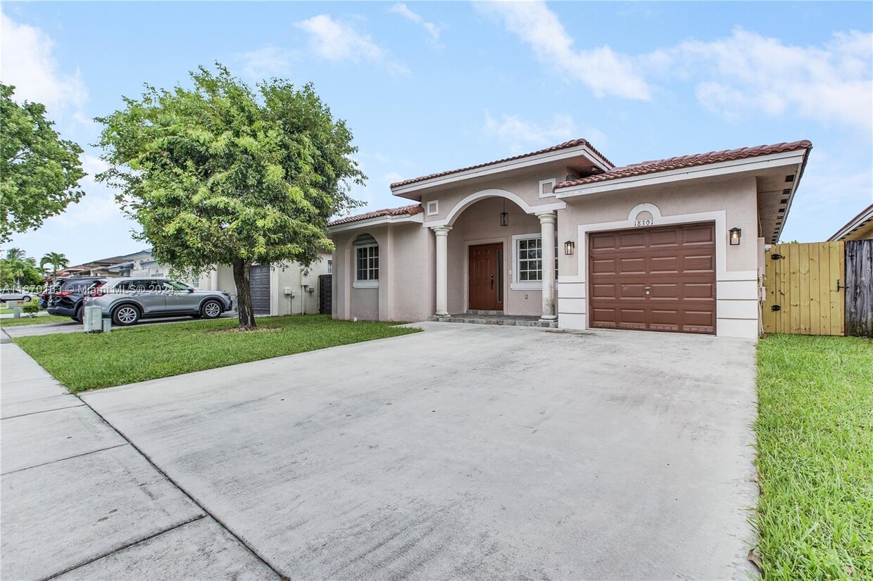 Foto principal - 18301 SW 146th Ave