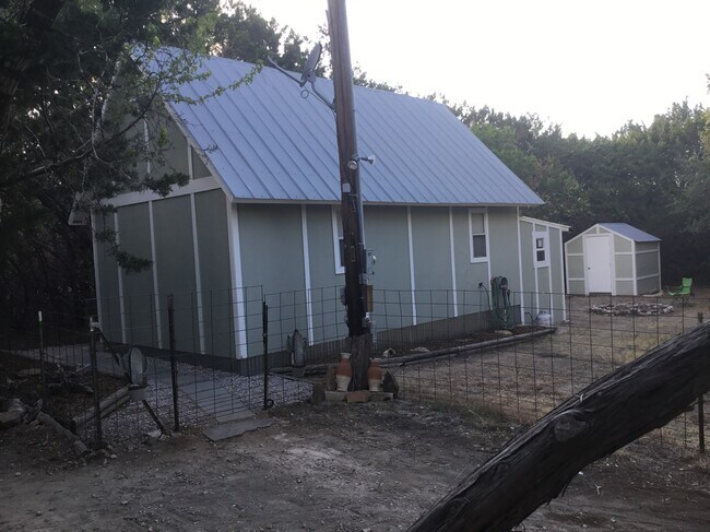 Foto del edificio - 1757 Co Rd 201