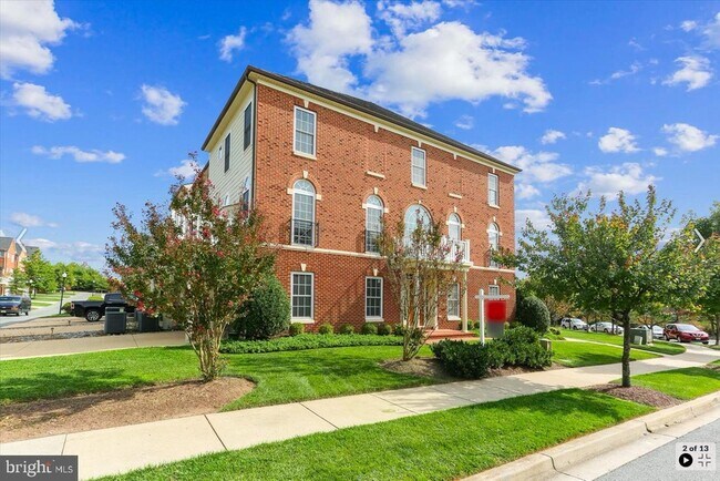 Building Photo - 189 Norwich Ln
