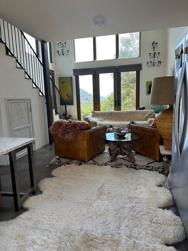 22072 Topanga School Rd, Topanga, CA 90290 Townhome Rentals in