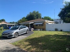 Building Photo - 106 Harvard Rd