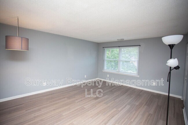 Building Photo - 408 Winding Way