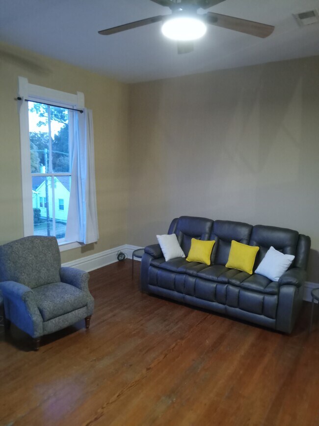 Foto del edificio - 1116 Main St