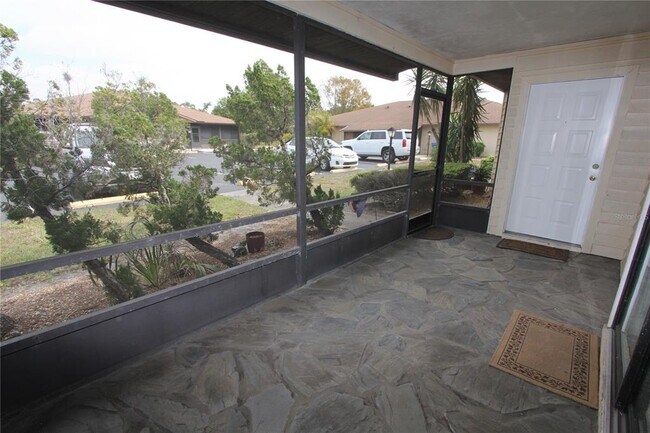 Foto del edificio - 4161 66th St Cir W