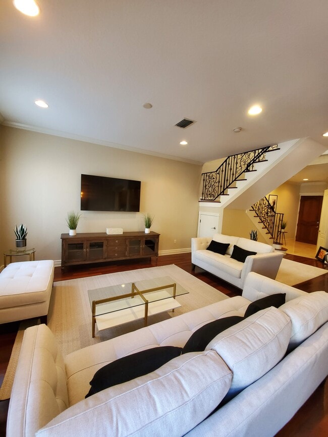 Foto del edificio - 4907 Bayshore Blvd